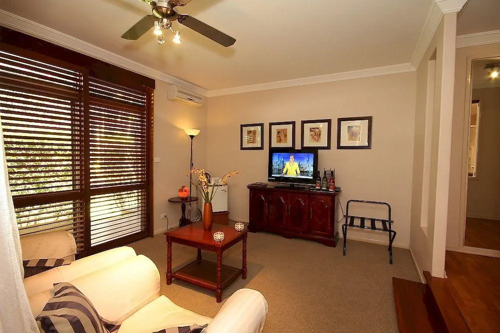 Beerwah Hideaway Motel Australia
